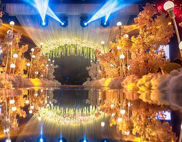 极简主义婚礼：少即是多的高级感花艺设计